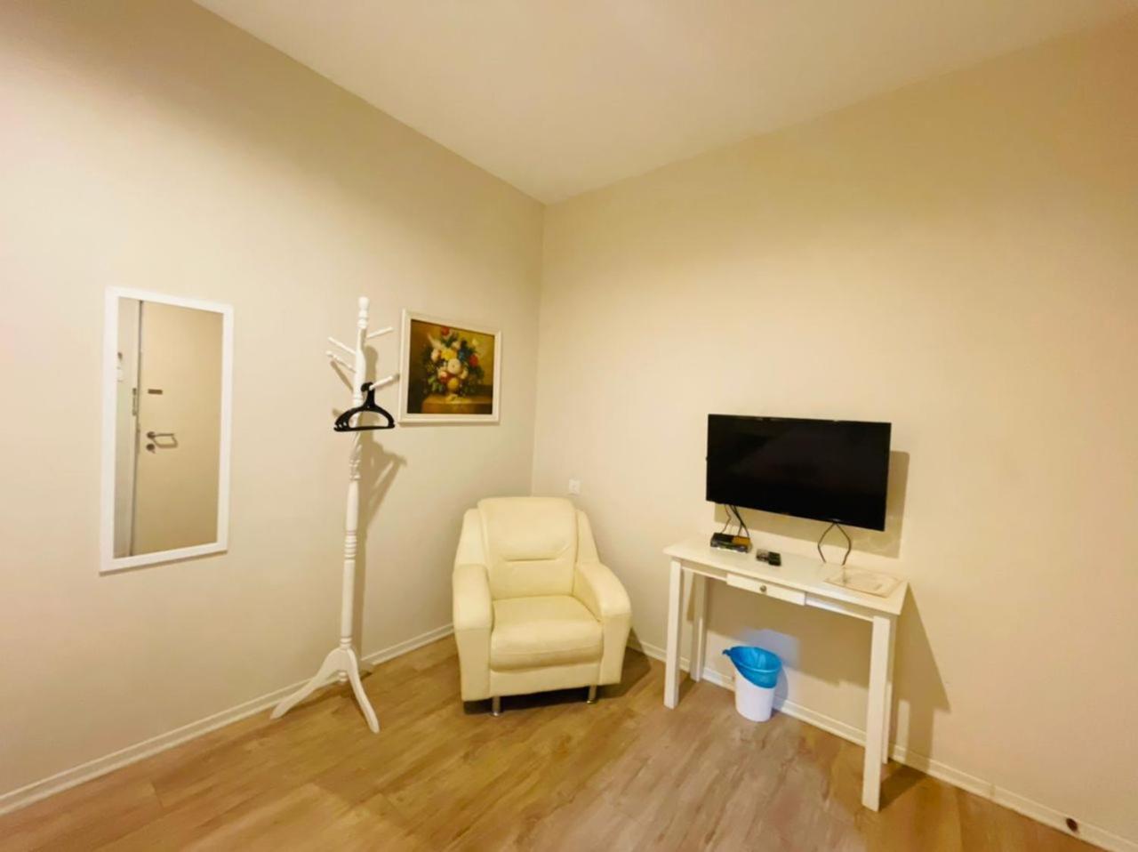 M Hotel Джохор Бахру Екстериор снимка